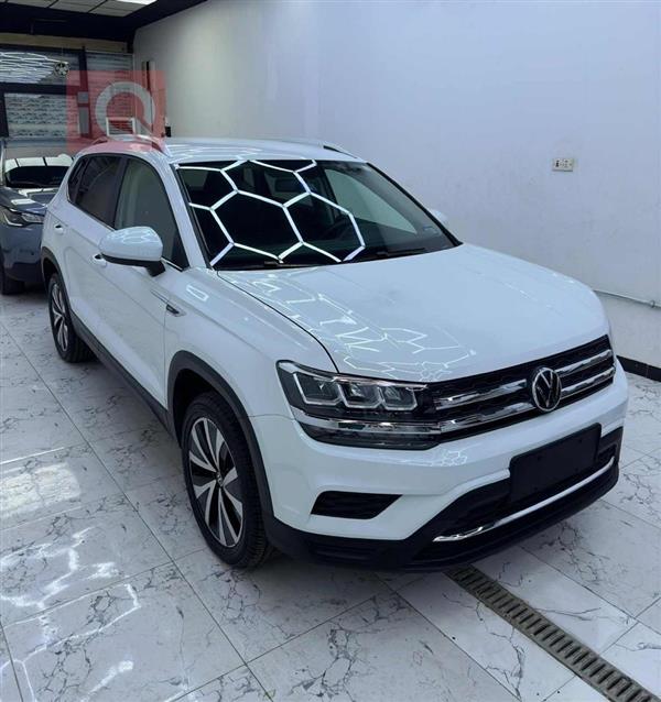 فولكسفاغن تاوس 2022 للبيع في العراق - راوه